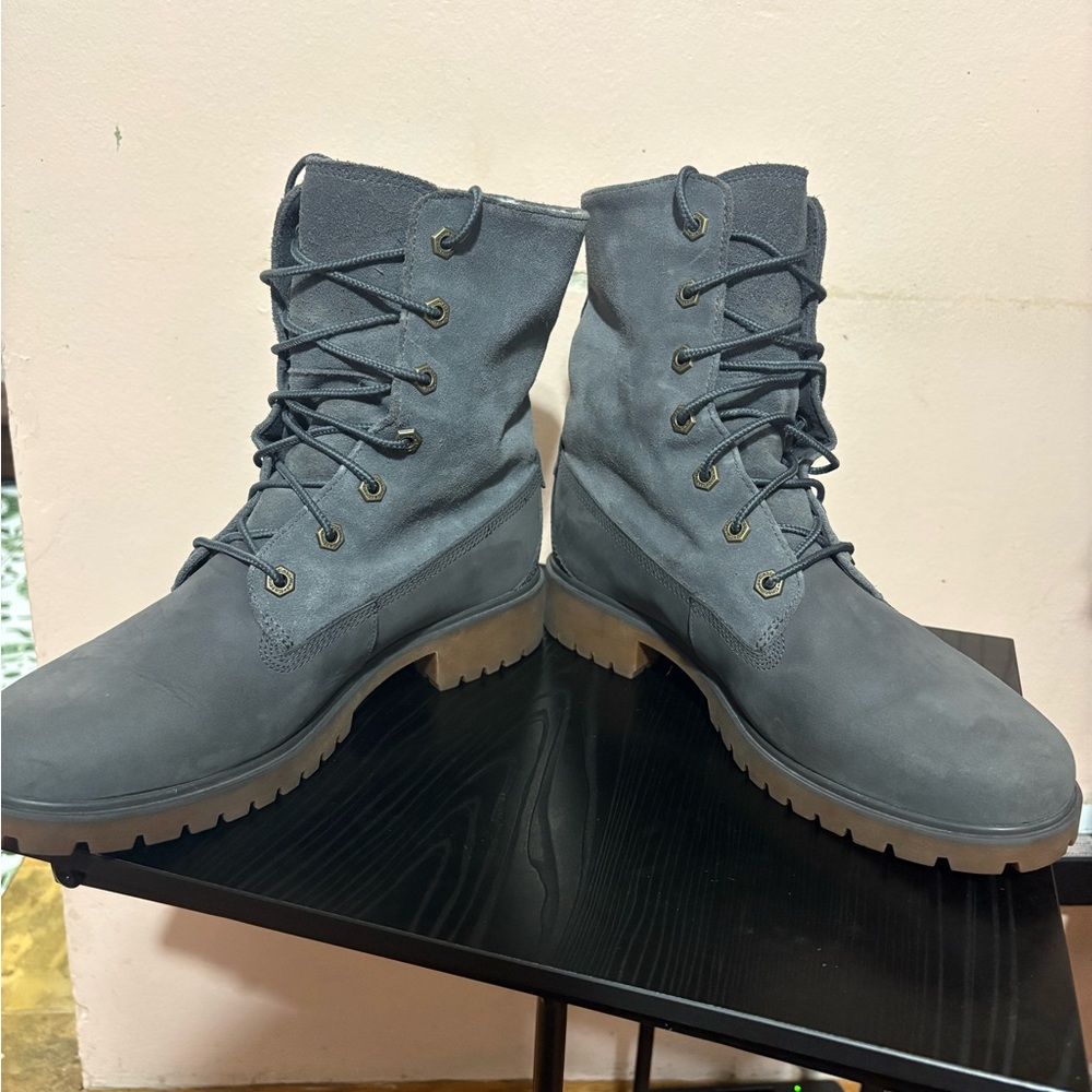 Timberland Women's Dark Gray Combat Boots - Picture 3 of 11
